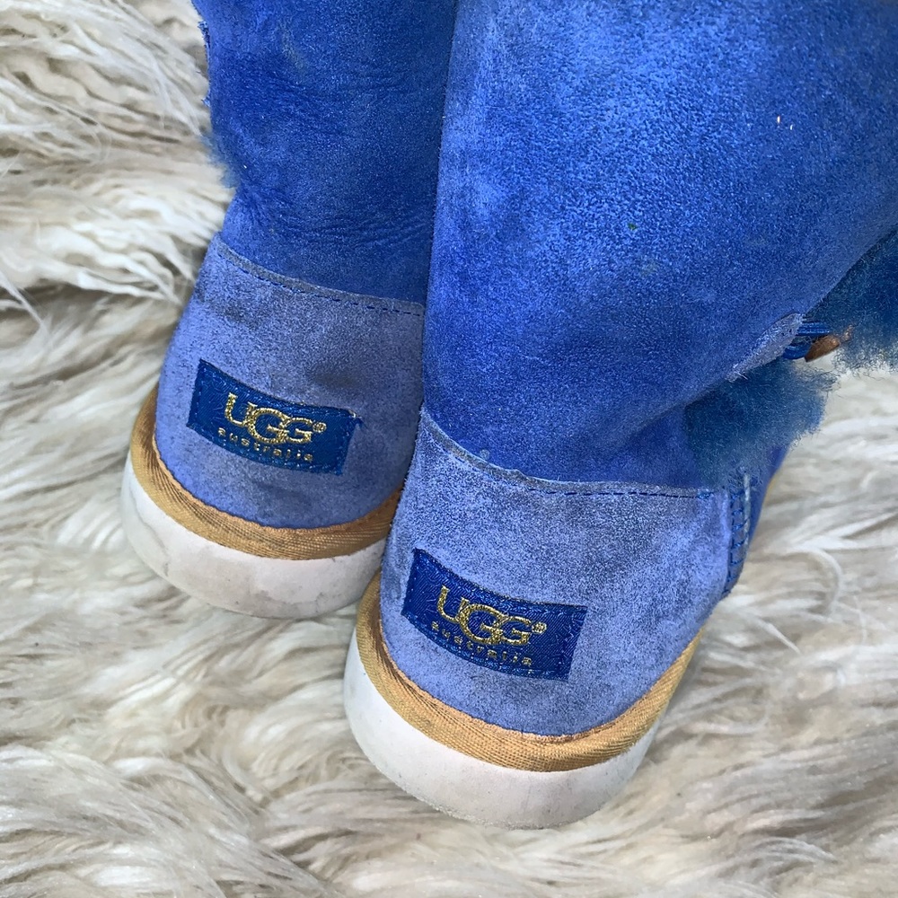 UGG Bailey Button Short Boot - Picture 6 of 14